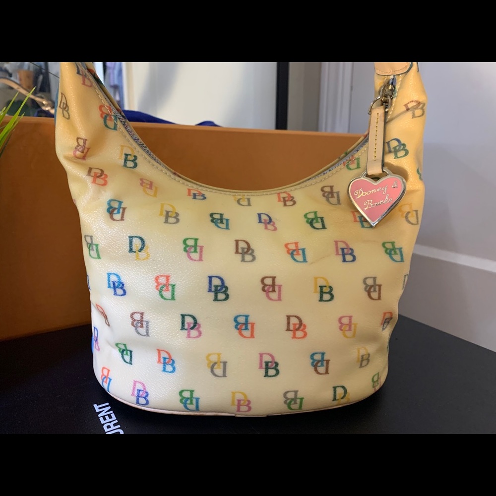 Vintage Dooney and Bourke Purse - AUTH - Discolour